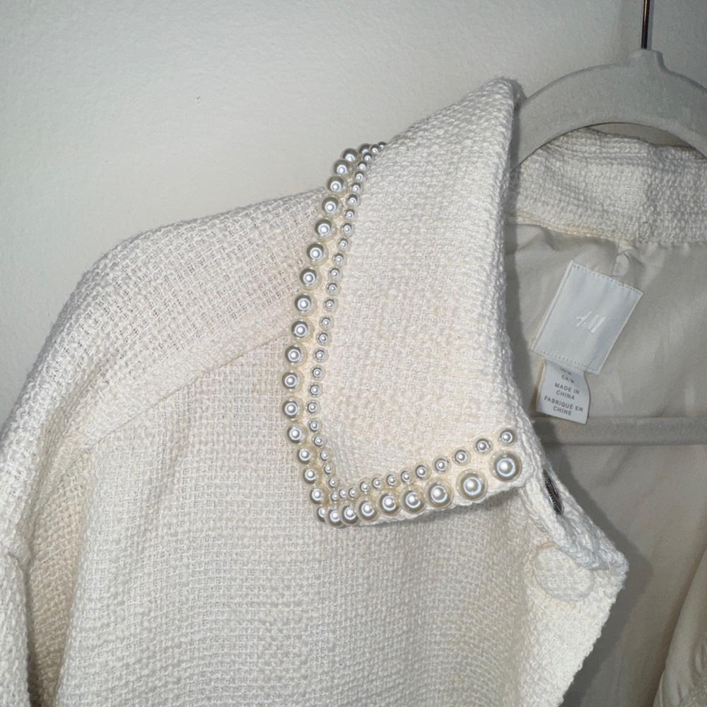H&M Women Cream Jacket with Pearl Details - Picture 2 of 3